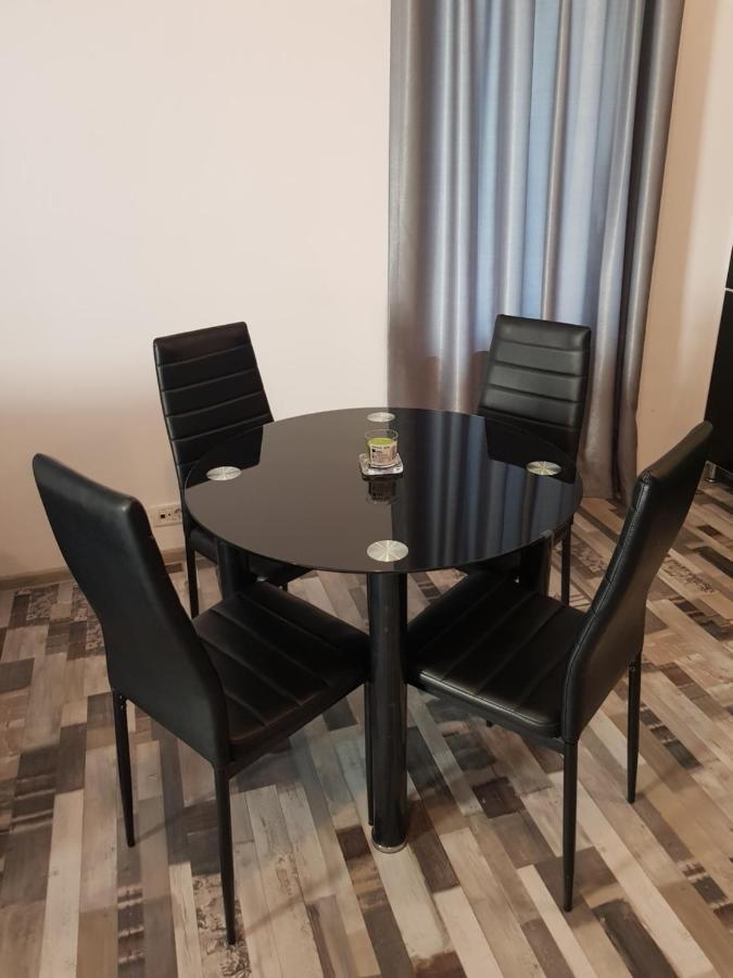 Summerhouse Apartments Mamaia Eksteriør billede
