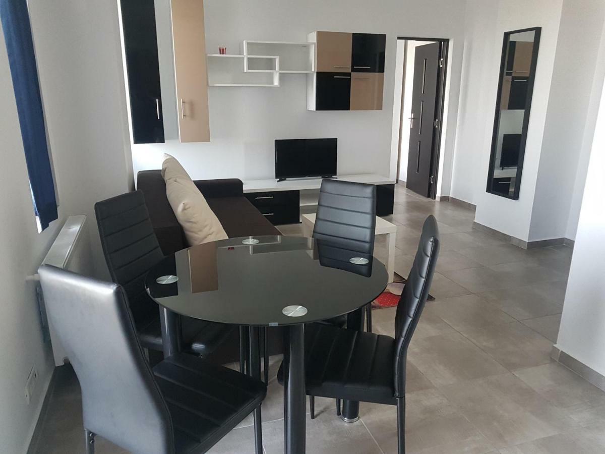 Summerhouse Apartments Mamaia Eksteriør billede